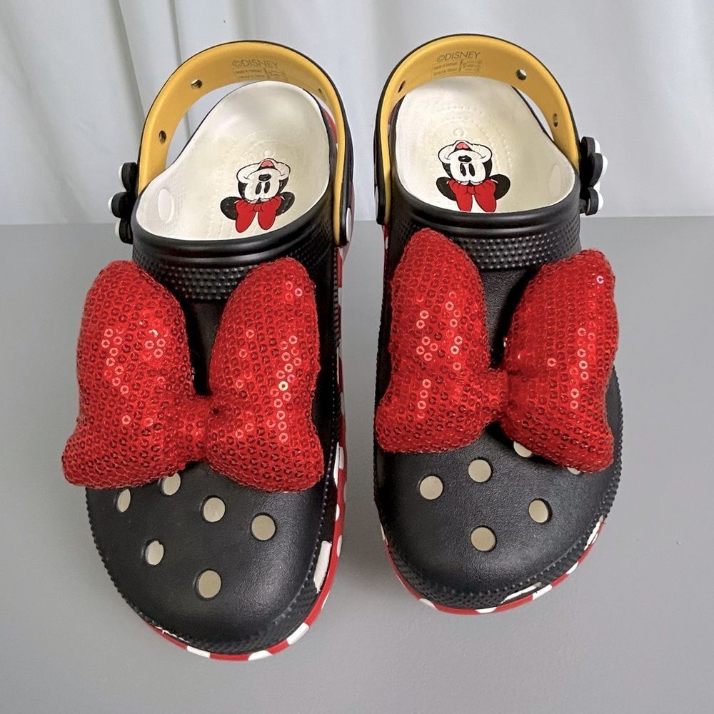 Disney Crocs women’s  Black and Red Minnie Mouse Slippers Size 10 - Picture 7 of 7